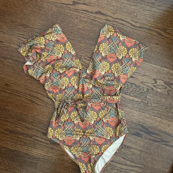 Albion Destiny One Piece- NEW w/ Tags!! Size L - Picture 3 of 10